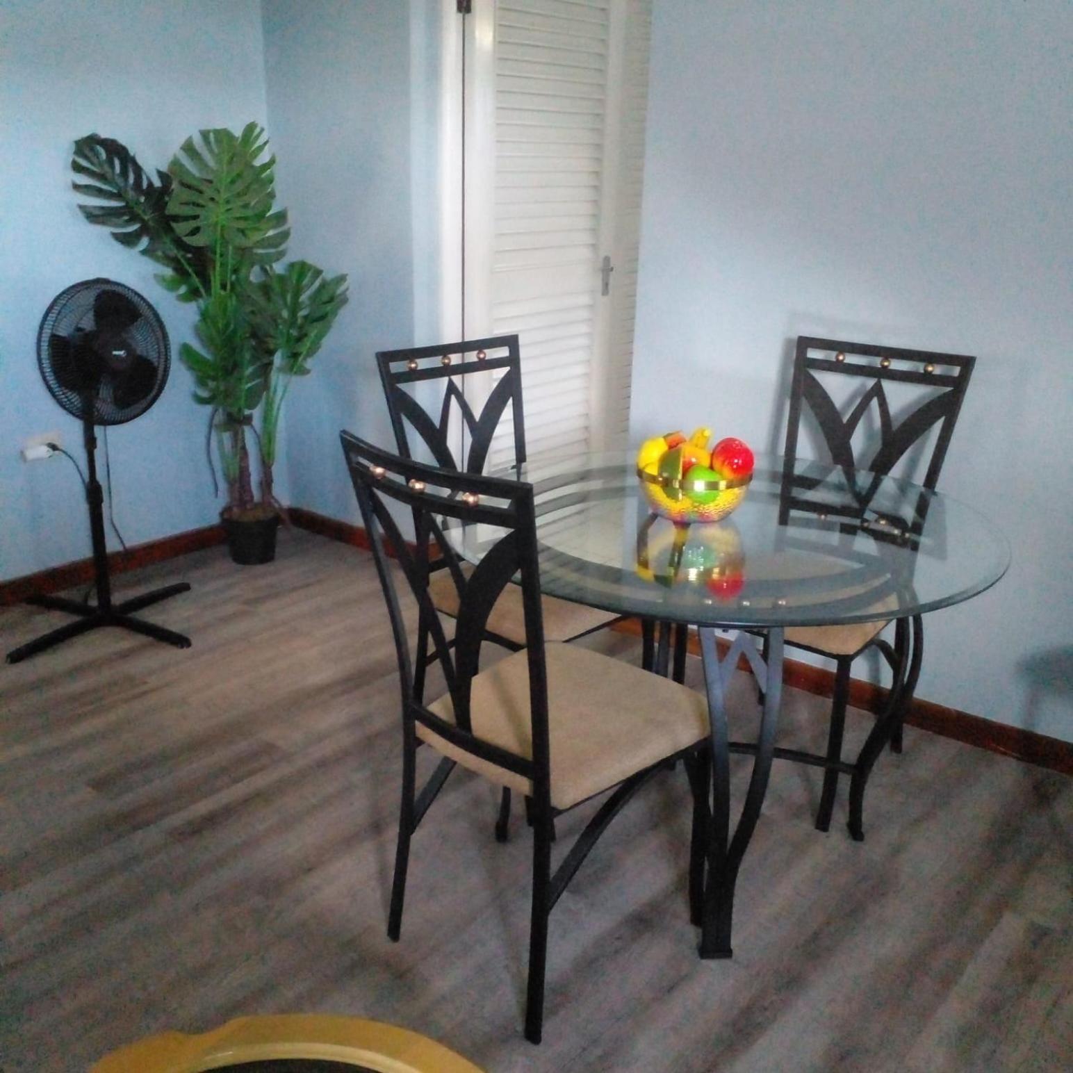 Czar'S Citadel-2 Bedroom Apt 23E At Columbus Heights 奥乔里奥斯 外观 照片